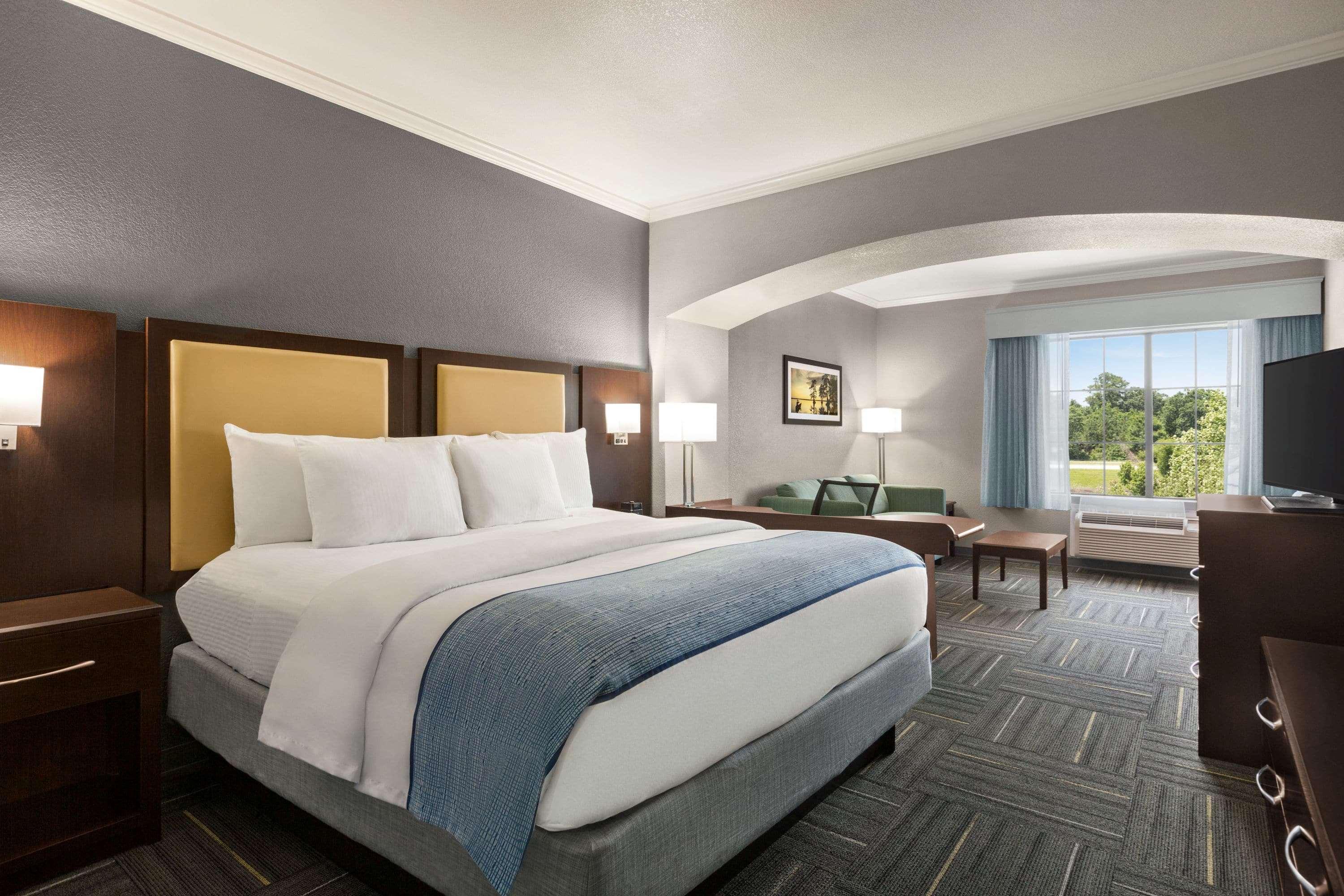 La Quinta By Wyndham Dublin Hotel Екстериор снимка